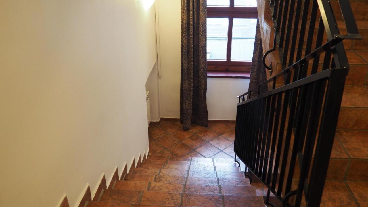Hostel Mlotek I Perlik Tarnowskie Góry Exterior foto